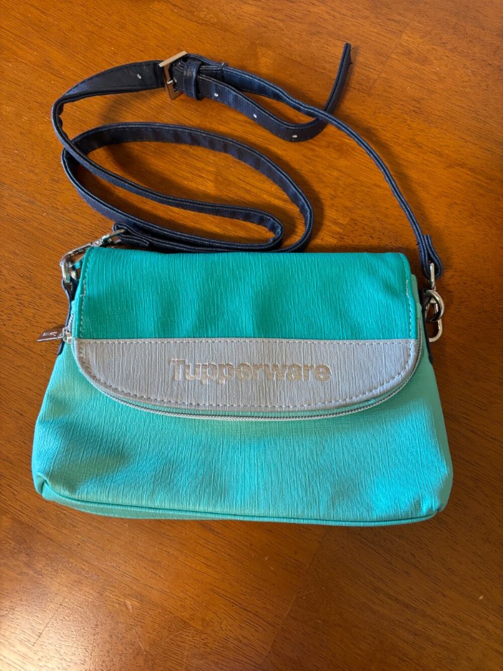 New Tupperware Purse Bag Clutch Crossbody Aqua Zipper Long Strap